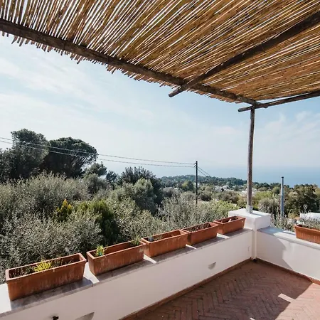 Villa Panoramic Caprese With Garden Near Grotta Azzurra