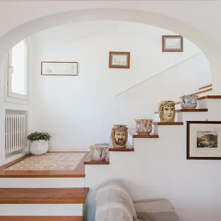 Villa Panoramic Caprese With Garden Near Grotta Azzurra