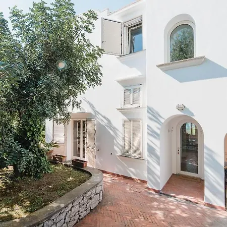 Panoramic Caprese With Garden Near Grotta Azzurra Villa *